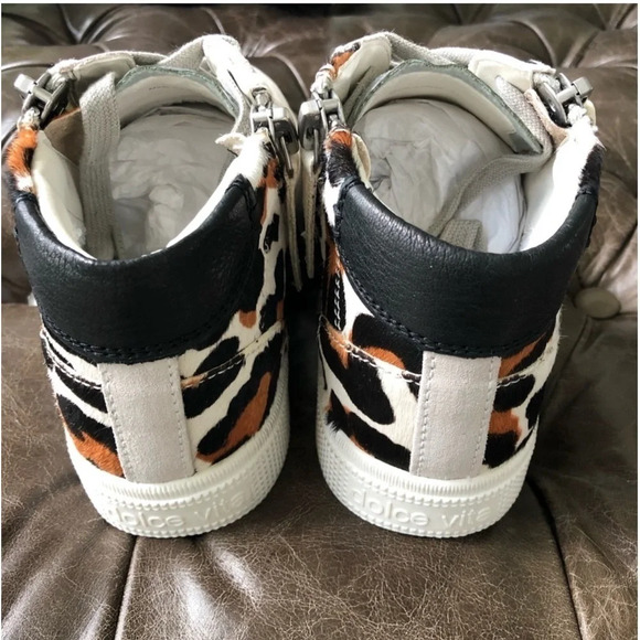 New Dolce Vita Zonya Dark Leopard Calf Hair sneakers metallic distressed zip - Picture 6 of 11